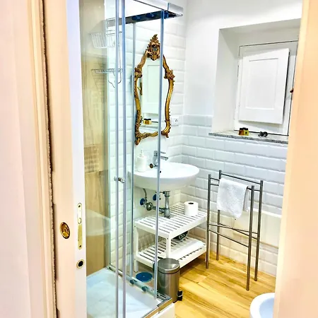 Apartment Cosyapartamentnapoli